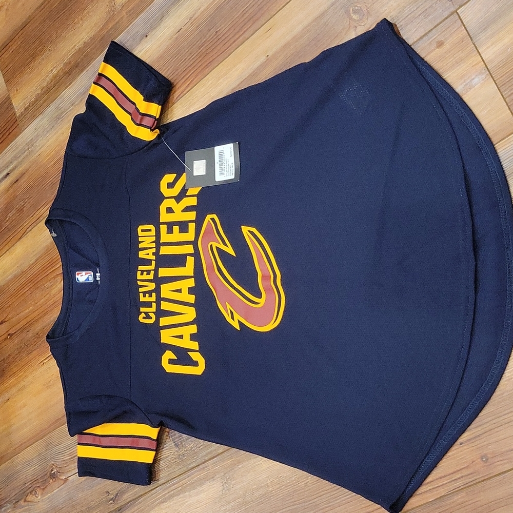 🆕 NBA Cleveland cavs jersey shirt